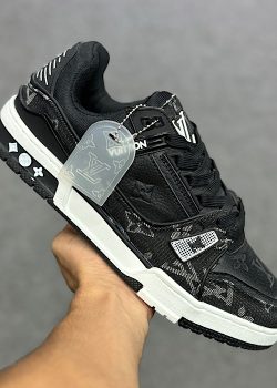 کتونی لیویتون مشکی Louis Vuitton LV Trainer