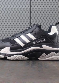 کتونى بالنسیاگا تریپل اس آدیداس ADIDAS X BALENCIAGA TRIPLE S – BLACK/WHITE