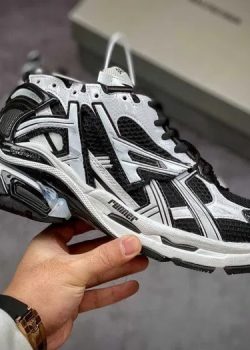 بالنسیاگا رانر سفید مشکی Balenciaga Runner White Black White