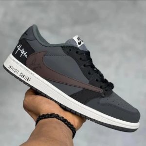کفش جردن تراویس اسکات یوتوپیا Travis Scott x Air Jordan