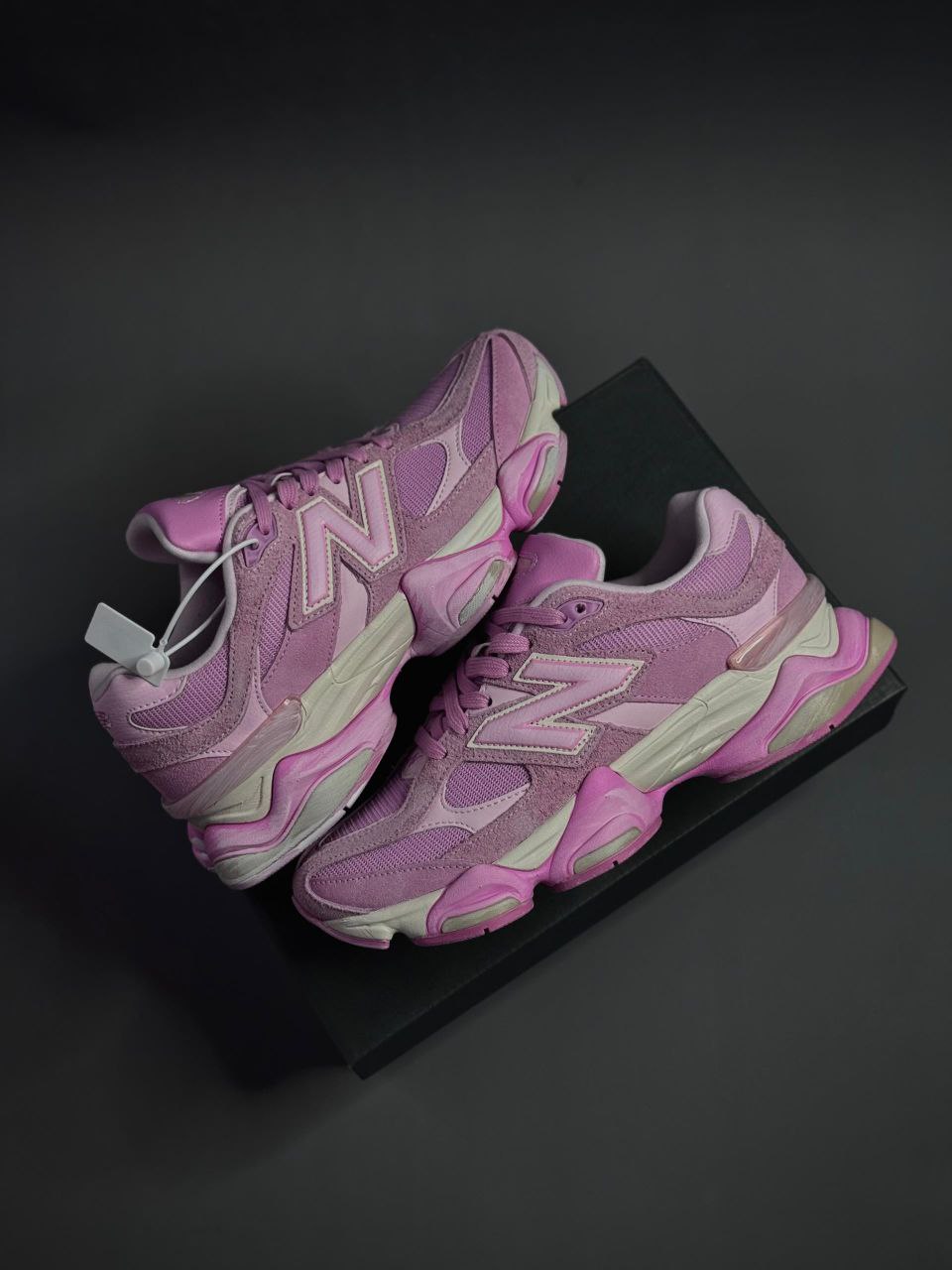 کتونی نیوبالانس 9060 New Balance کتونی نیوبالانس 9060 New Balance