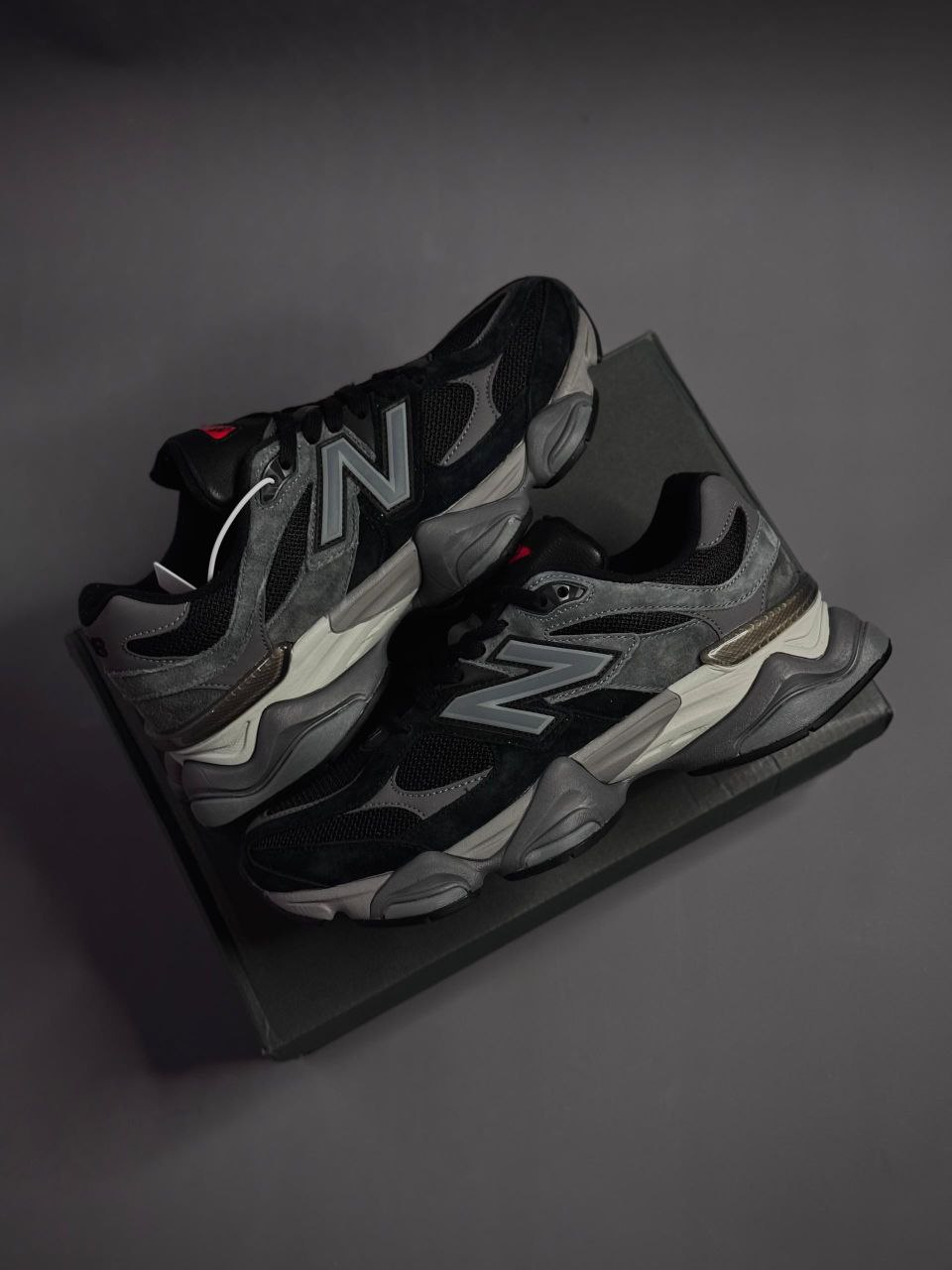 کتونی نیوبالانس 9060 New Balance کتونی نیوبالانس 9060 New Balance