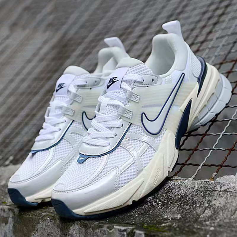 کتونی نایک وی تو کی ران کرم آبی Nike V2K Run Platinum Tint کتونی نایک وی تو کی ران کرم آبی Nike V2K Run Platinum Tint