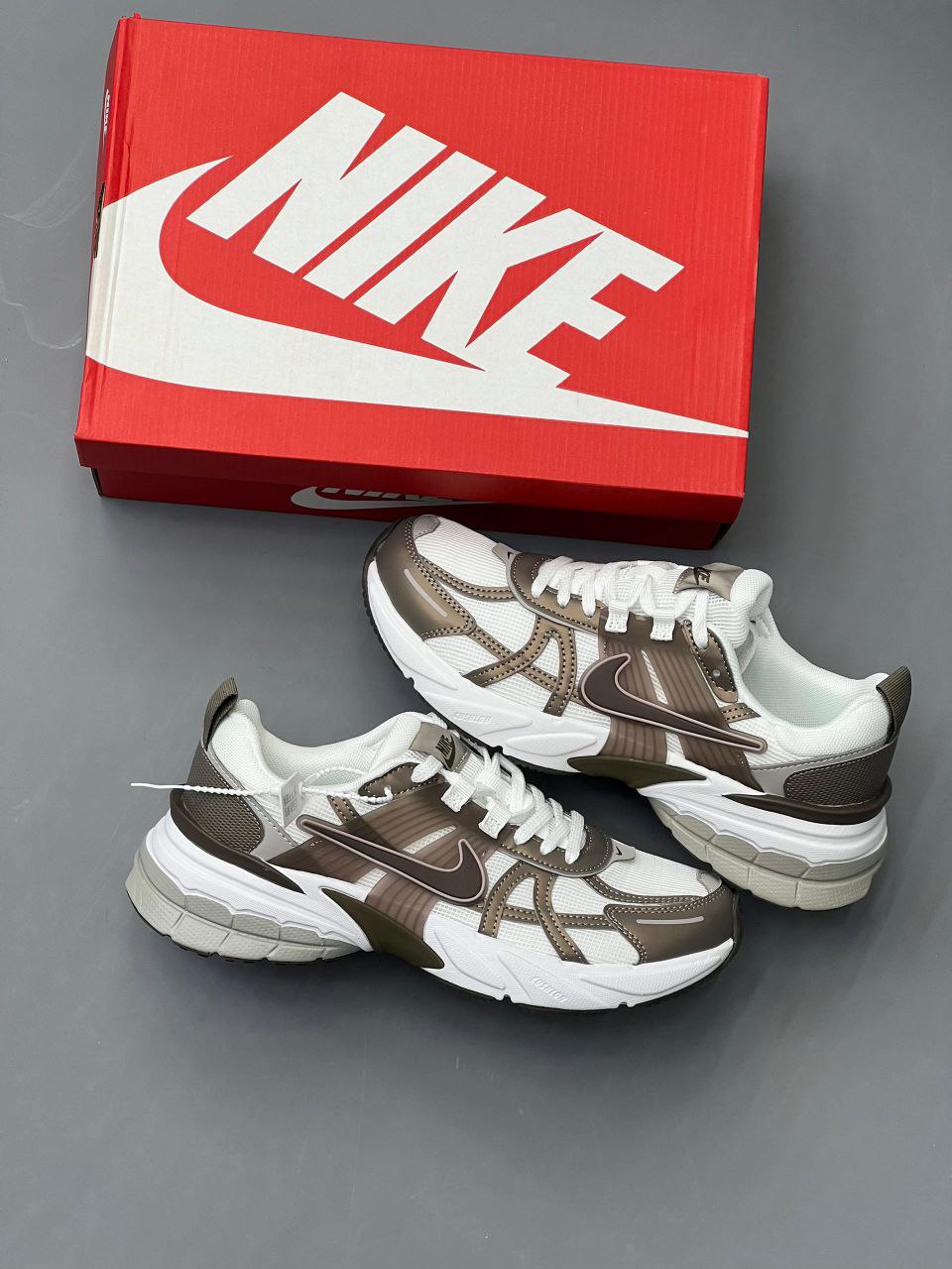 کتونی نایک وی تو کی Nike V2K کتونی نایک وی تو کی Nike V2K