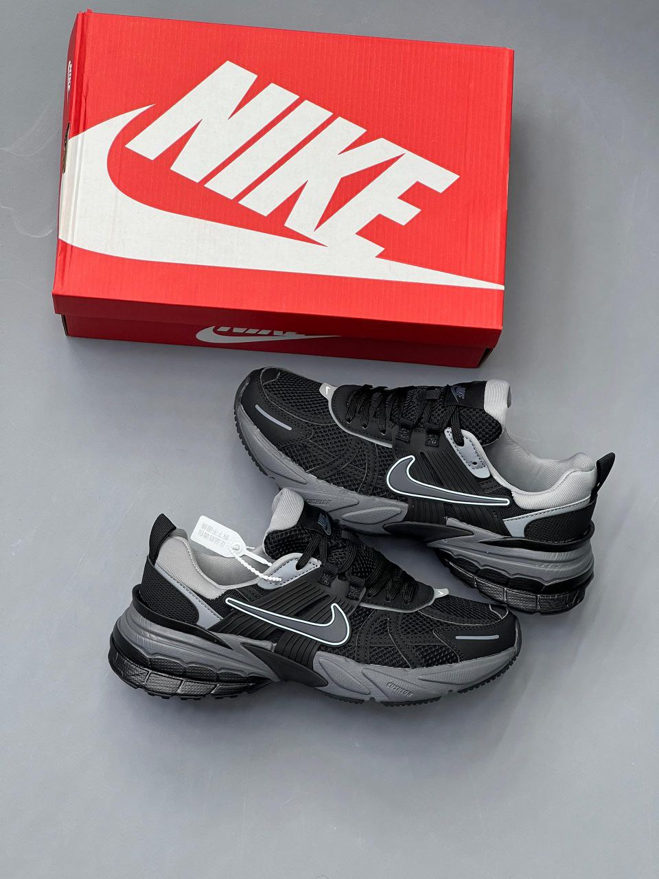 کتونی نایک وی تو کی Nike V2K کتونی نایک وی تو کی Nike V2K