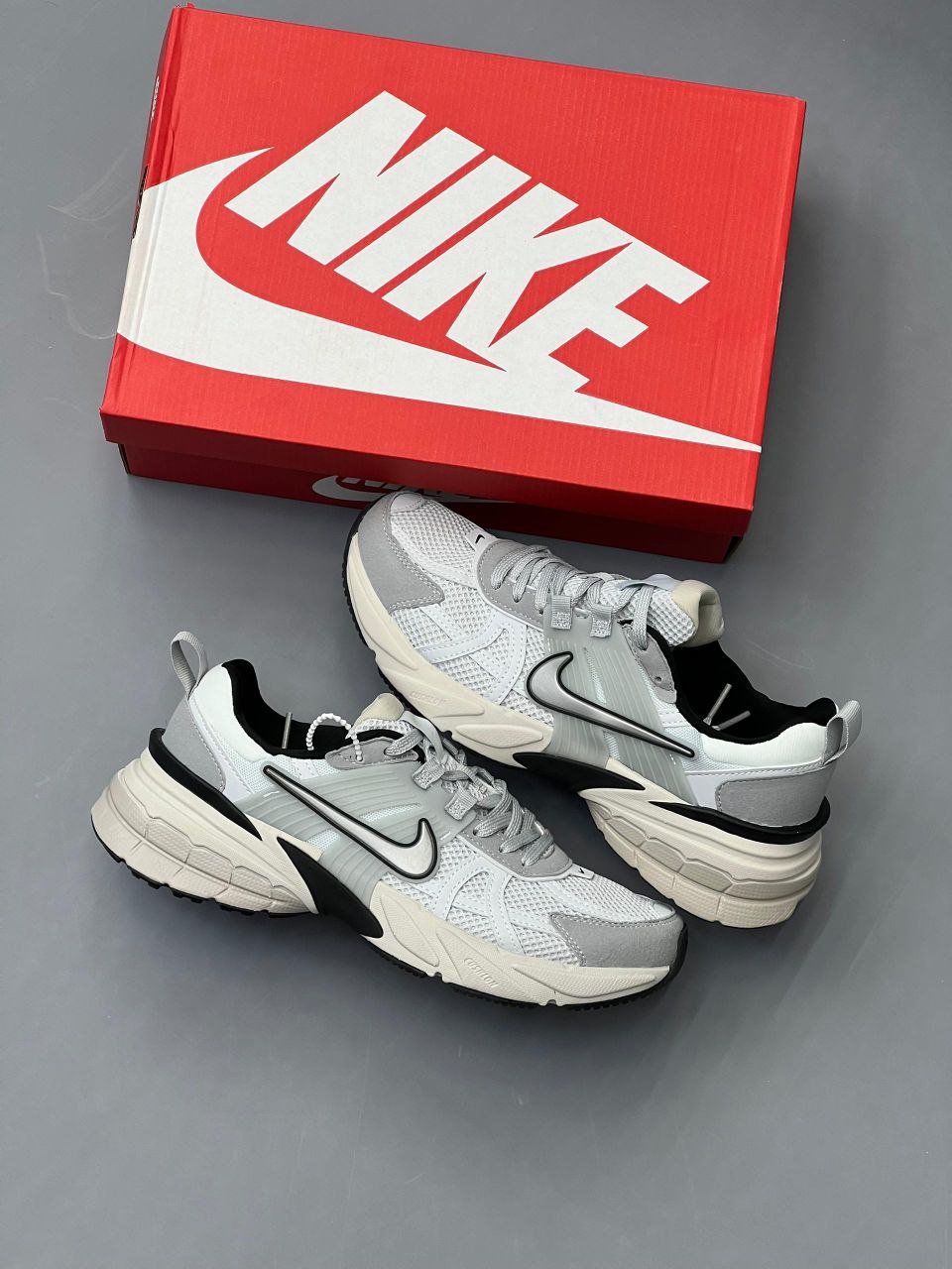 کتونی نایک وی تو کی Nike V2K کتونی نایک وی تو کی Nike V2K