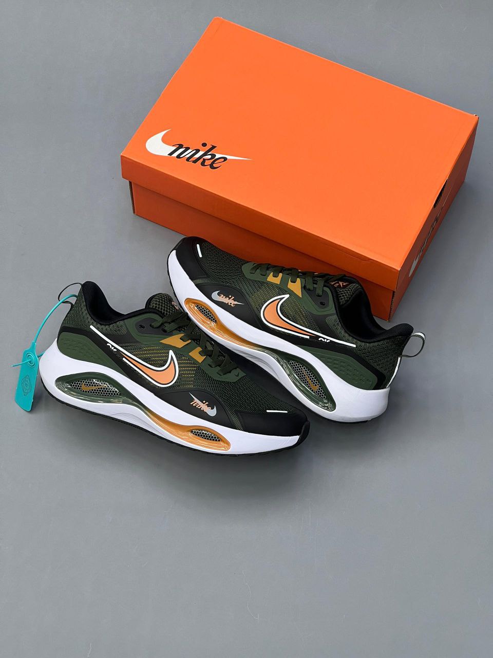 نایک ایر زوم وین فلو Nike Air Zoom Winflo V2 نایک ایر زوم وین فلو Nike Air Zoom Winflo V2