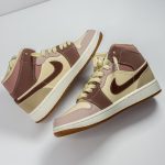 جردن وان مید کرم قهوه ای کالباسی Jordan 1 Mid SE Dark Pony Smoky Mauve