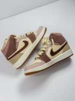 جردن وان مید کرم قهوه ای کالباسی Jordan 1 Mid SE Dark Pony Smoky Mauve