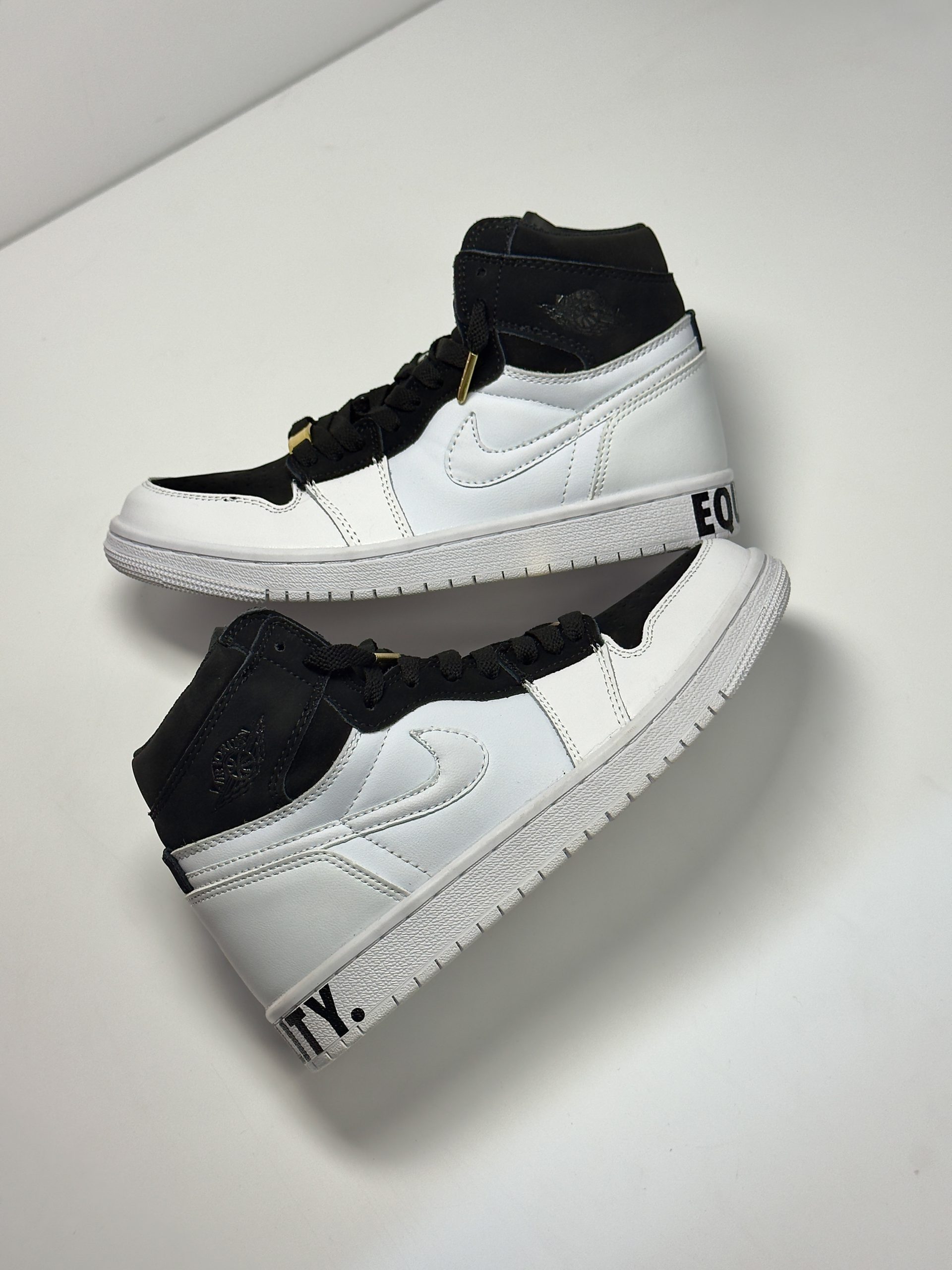 Iجردن وان ایکوالیتی Jordan 1 Retro High Equality Black History Month جردن وان ایکوالیتی Jordan 1 Retro High Equality Black History Month